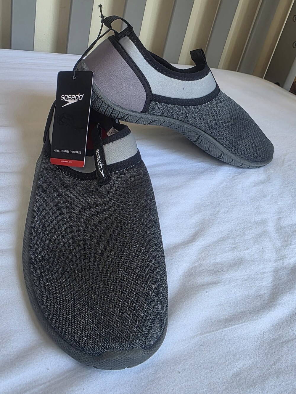 Speedo Dark Gray and Light Gray Slip-On Water Shoes Mens Size 8 Or Women 9.5 NWT